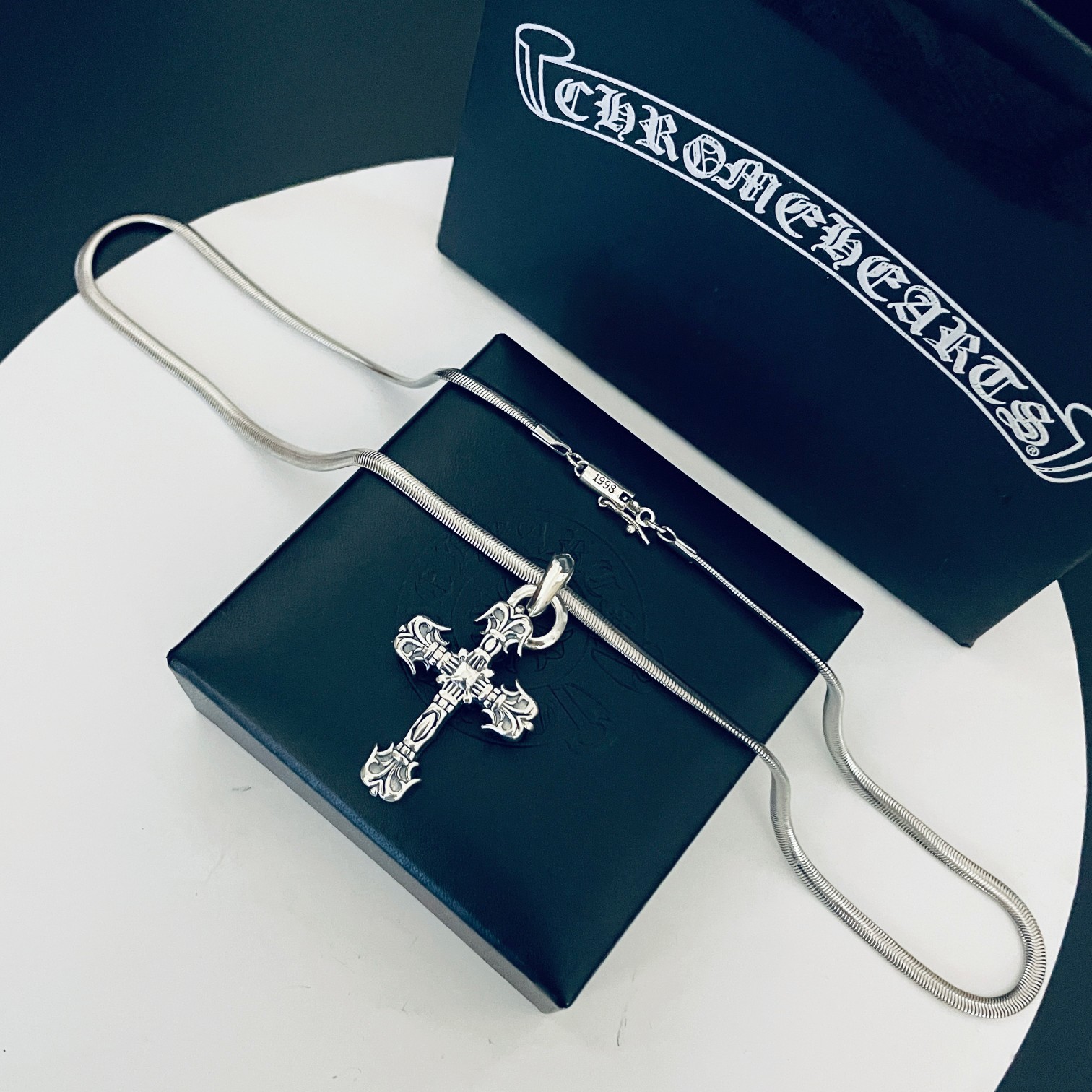 【2026】【CHROME HEARTS】クロムハーツ、新しいネックレス万能シンプルファッションオーナメント-BRAND OFF