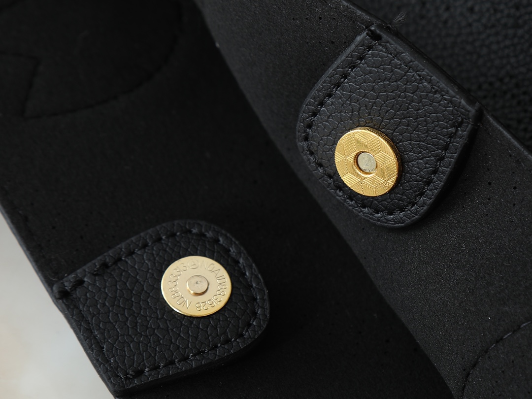 LOUIS VUITTON（ルイヴィトン）Blossom ハンドバッグ M13839-BRAND OFF