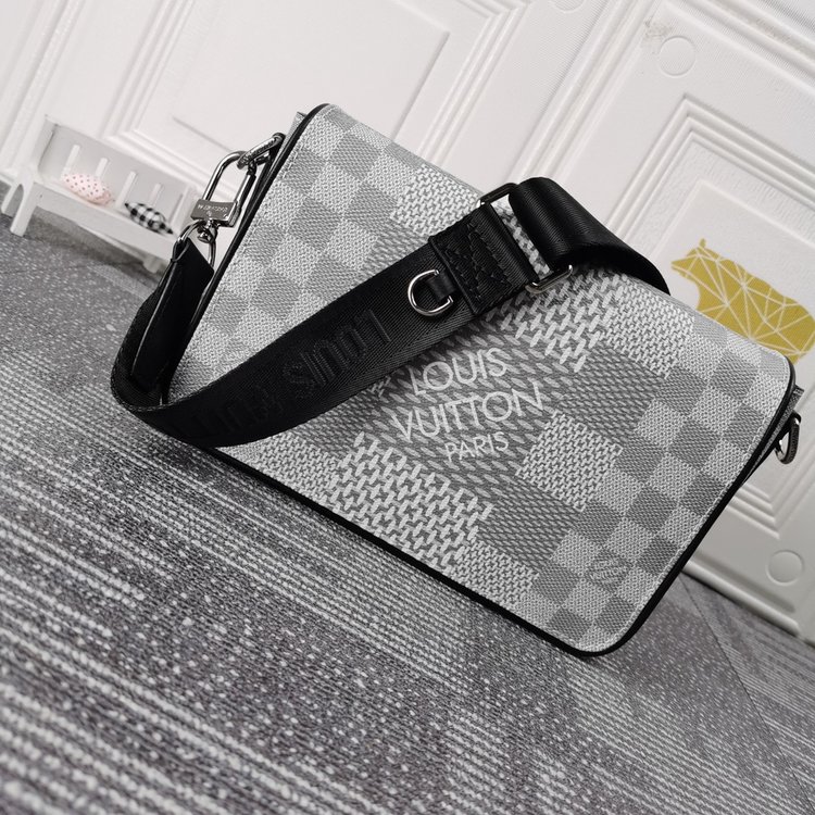 Louis Vuitton （ルイヴィトン） メッセンジャーバッグ 23.5x14x5cm-BRAND OFF