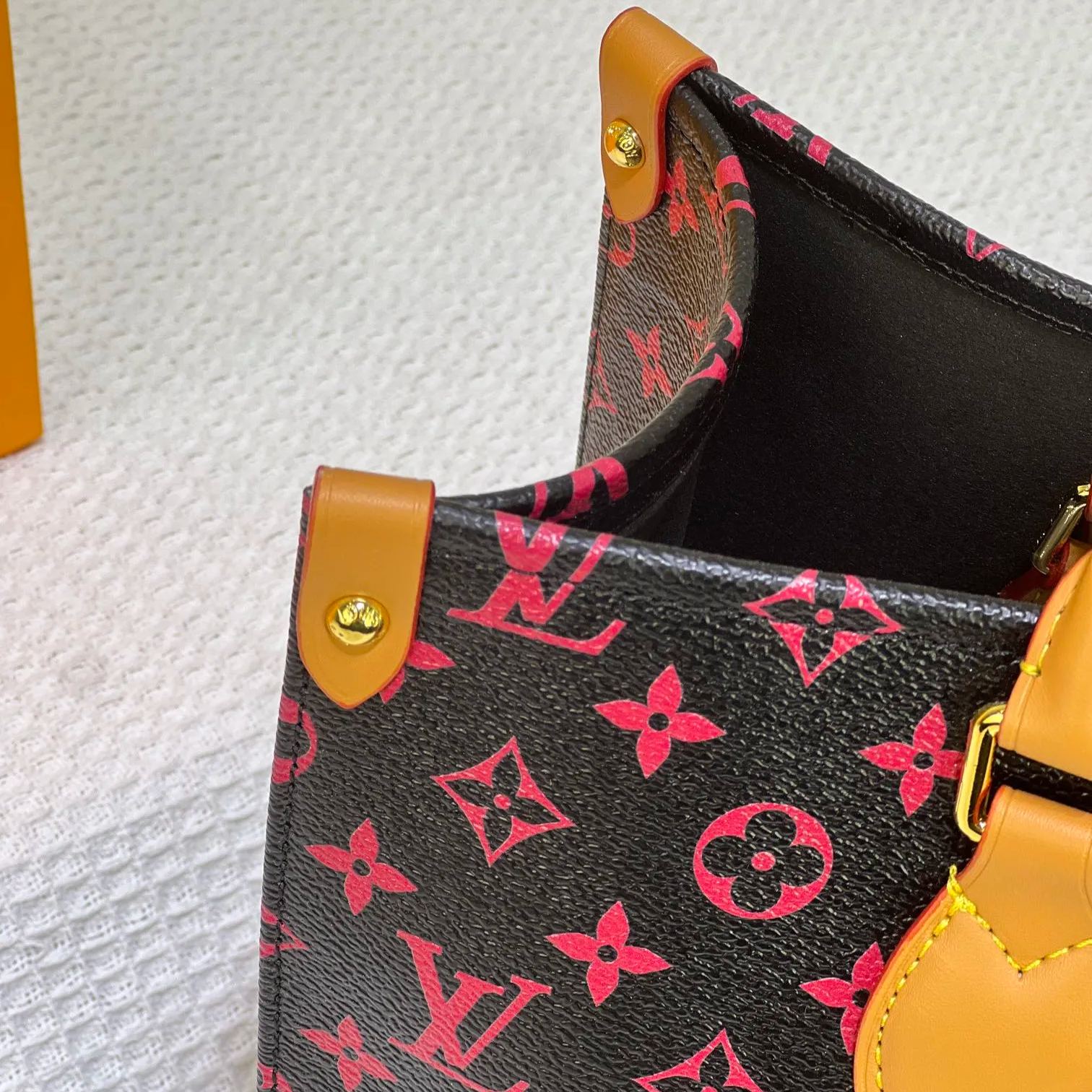 ☆Louis Vuitton☆ONTHEGO ミディアム ハンドバッグ M46542-BRAND OFF