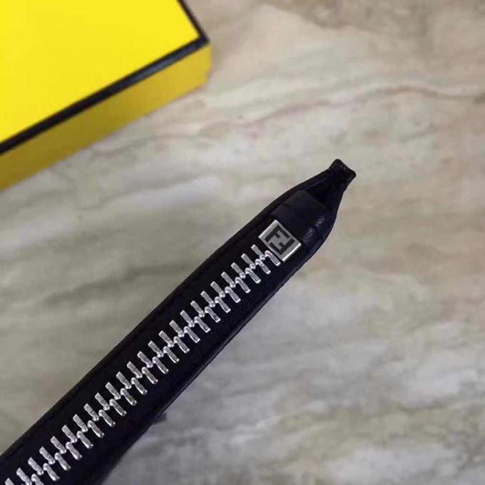 FENDI（フェンディ）クラッチバッグ 27X19.5X1CM-BRAND OFF