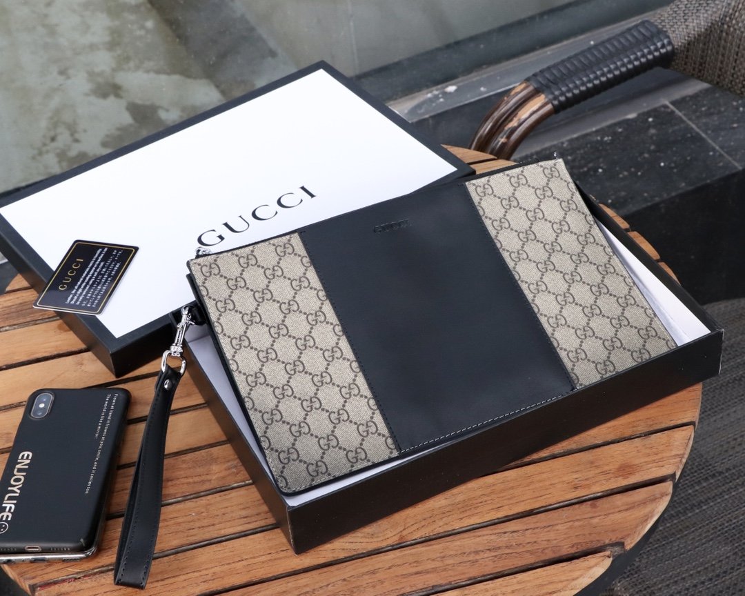 Gucci（グッチ）クラッチバッグ 30.5x21x1.5cm-BRAND OFF