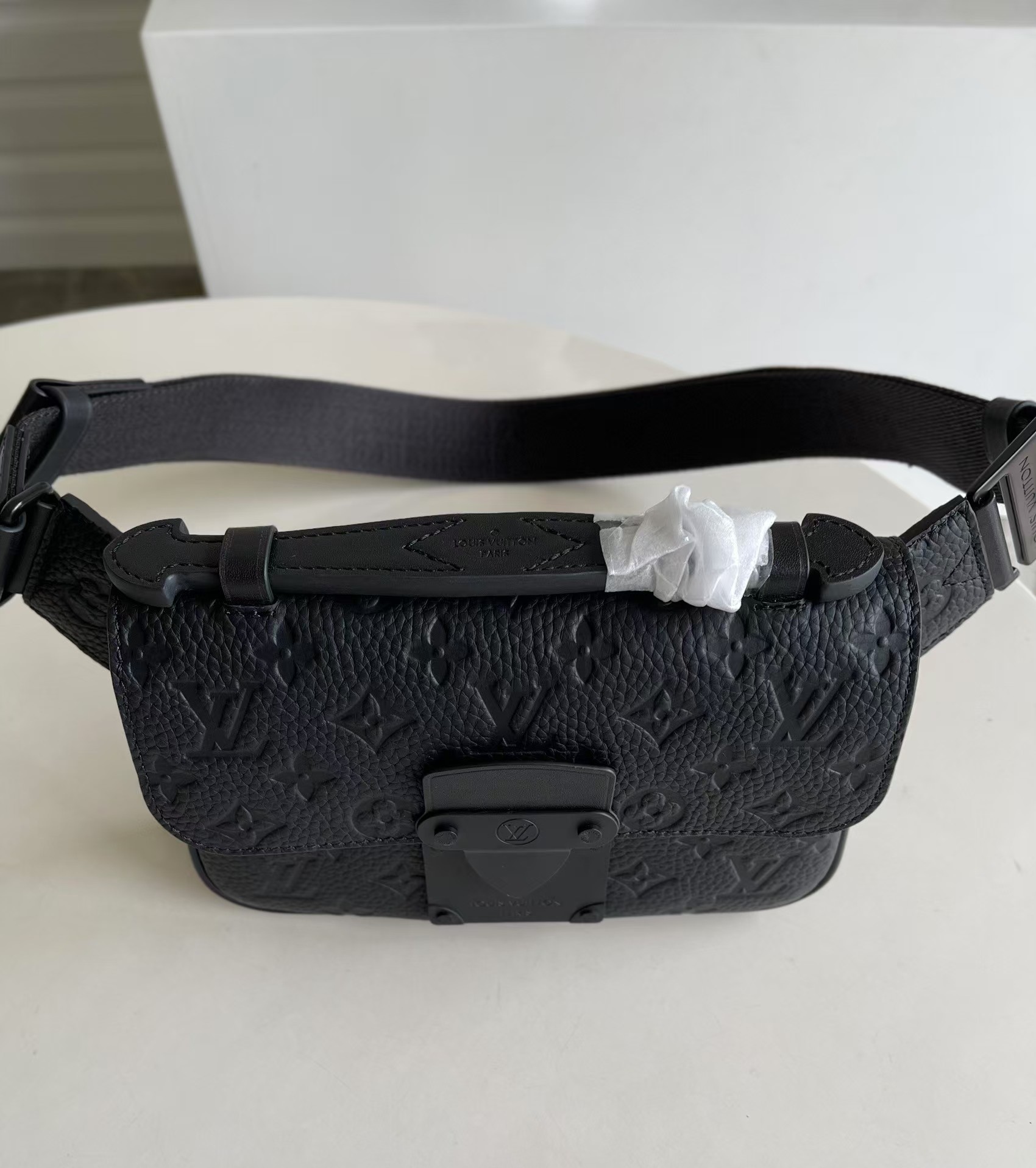 LOUIS VUITTON★S-LOCK SLING ★ウエストバッグ M58487-BRAND OFF