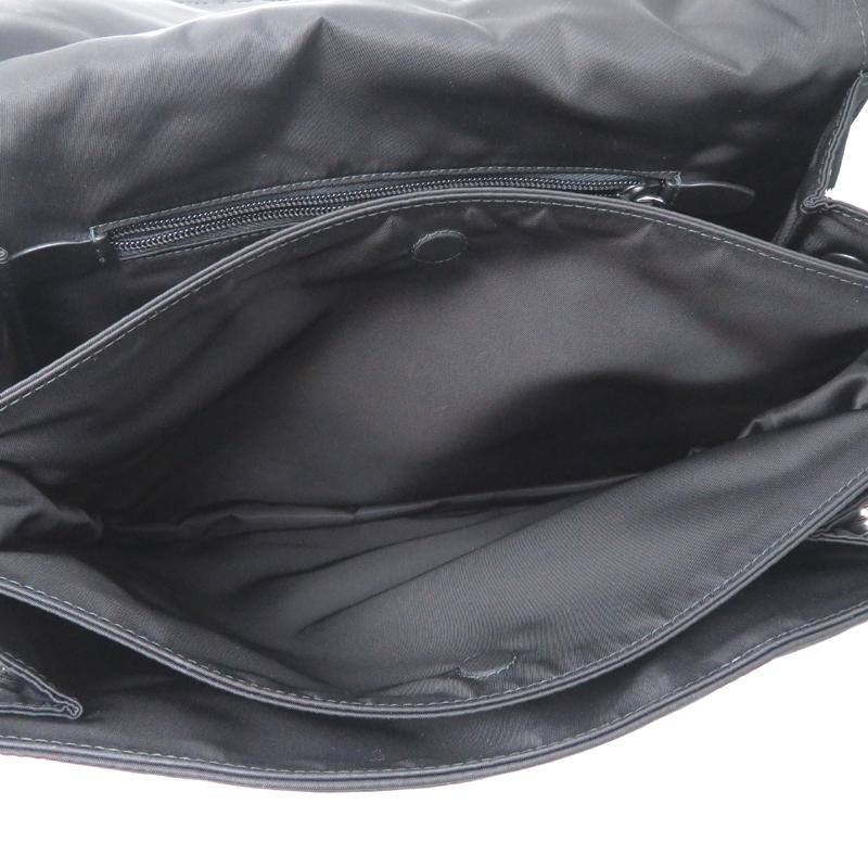 PRADA パデッド Re-Nylon ミディアム ショルダーバッグ 1BD255 ブラック