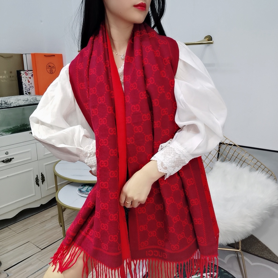 【GUCCI公式旗艦店】グッチ スカーフ 限定発売 送料無料-BRAND OFF