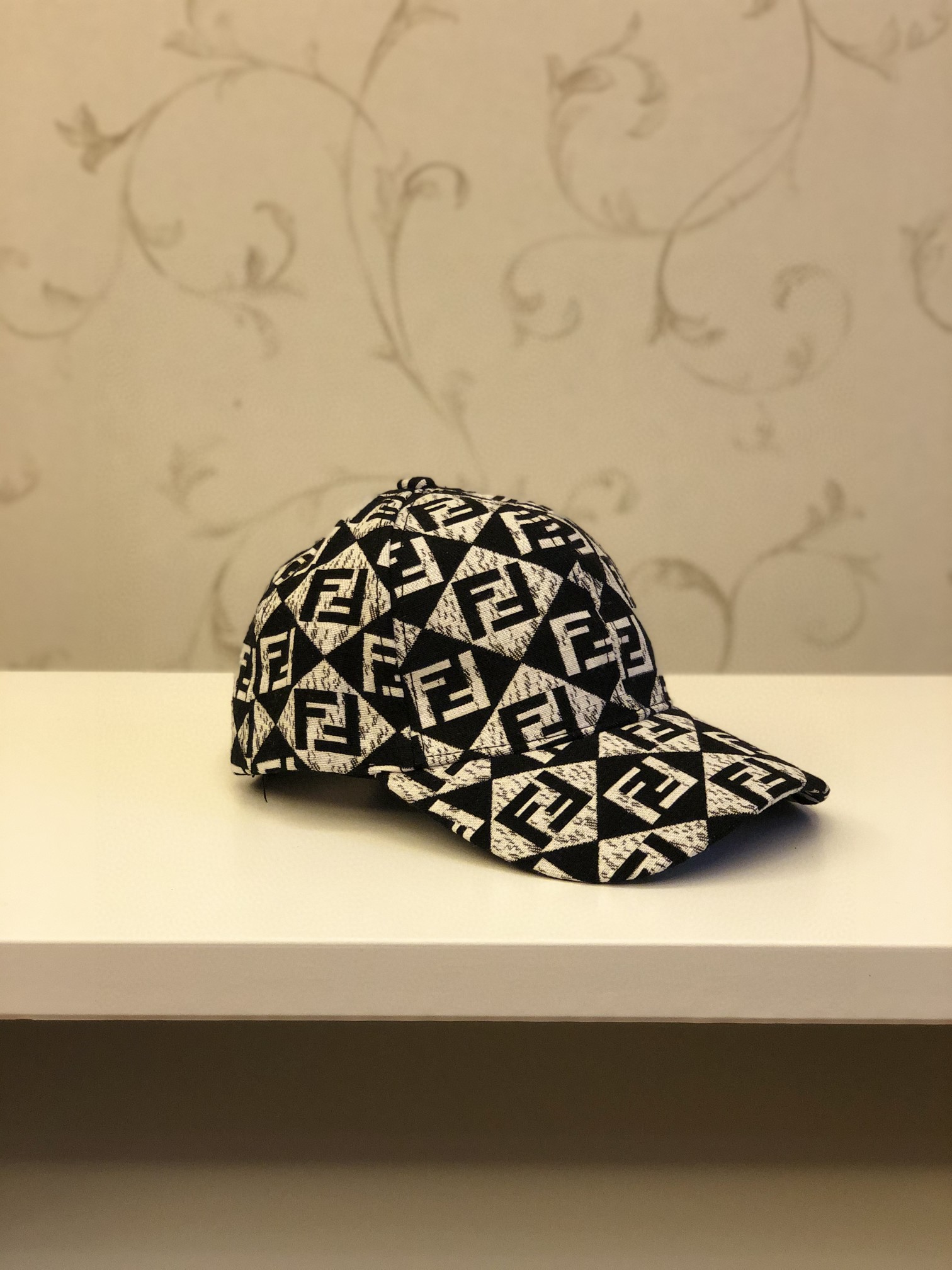 【FENDI  フェンディ】【数量限定】 野球帽 / ハット-BRAND OFF