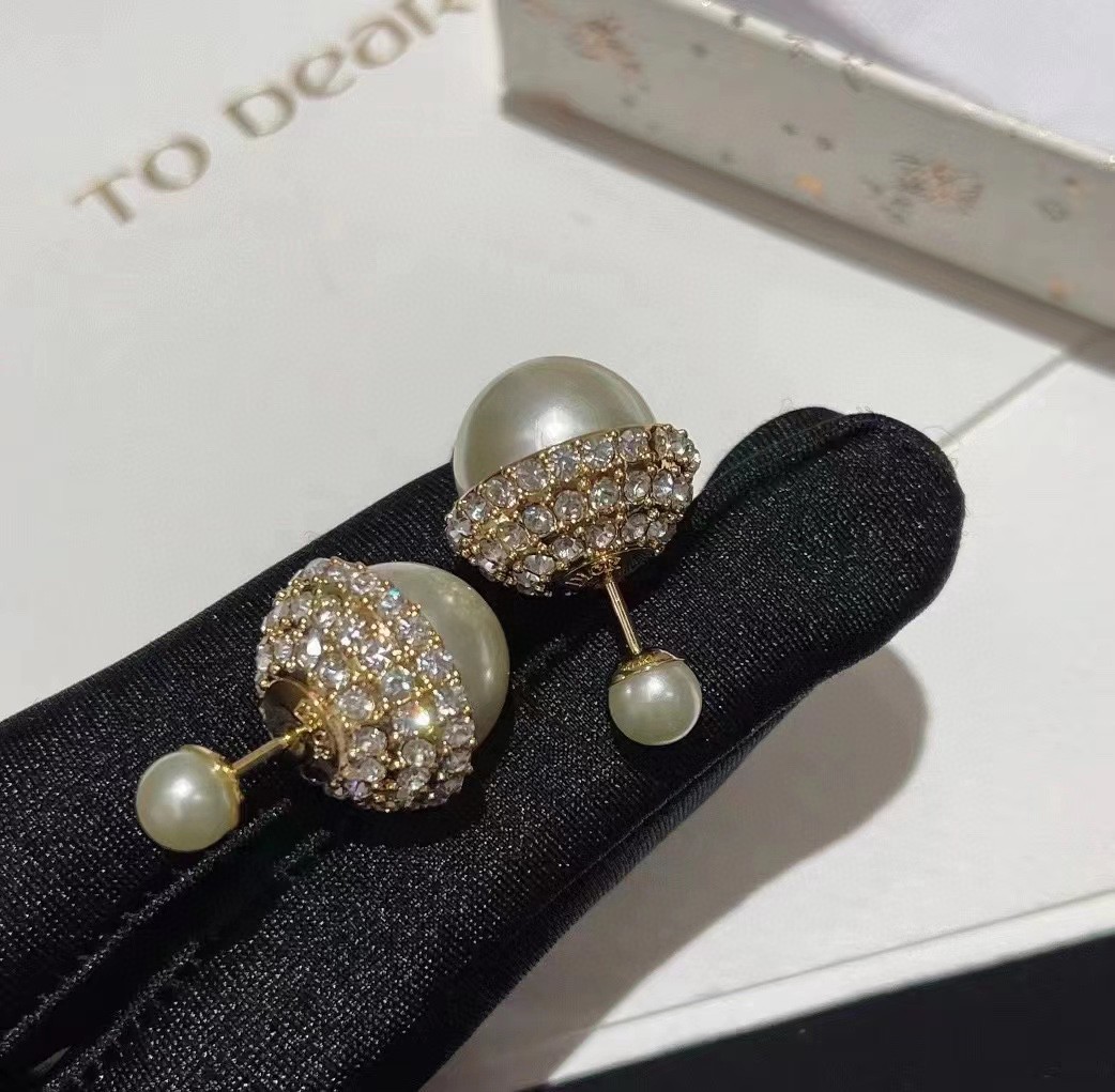 【DIOR】ディオール  ファッションスタイルのイヤリング-BRAND OFF