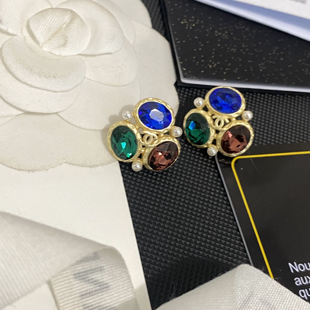 【CHANEL 】 シャネル   ファッションスタイルのイヤリング-BRAND OFF