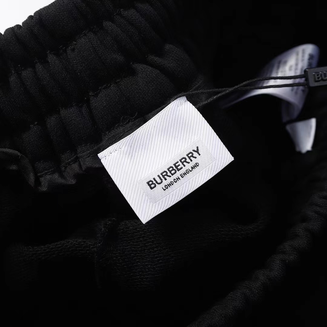 【BURBERRY  公式旗艦店】バーバリー   ショートパンツ  ご好評に付き再入荷！-BRAND OFF