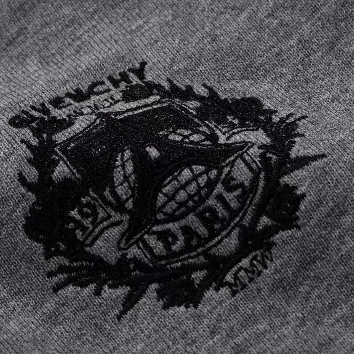 【GIVENCHY  公式旗艦店】ジバンシー    ショートパンツ  ご好評に付き再入荷！-BRAND OFF