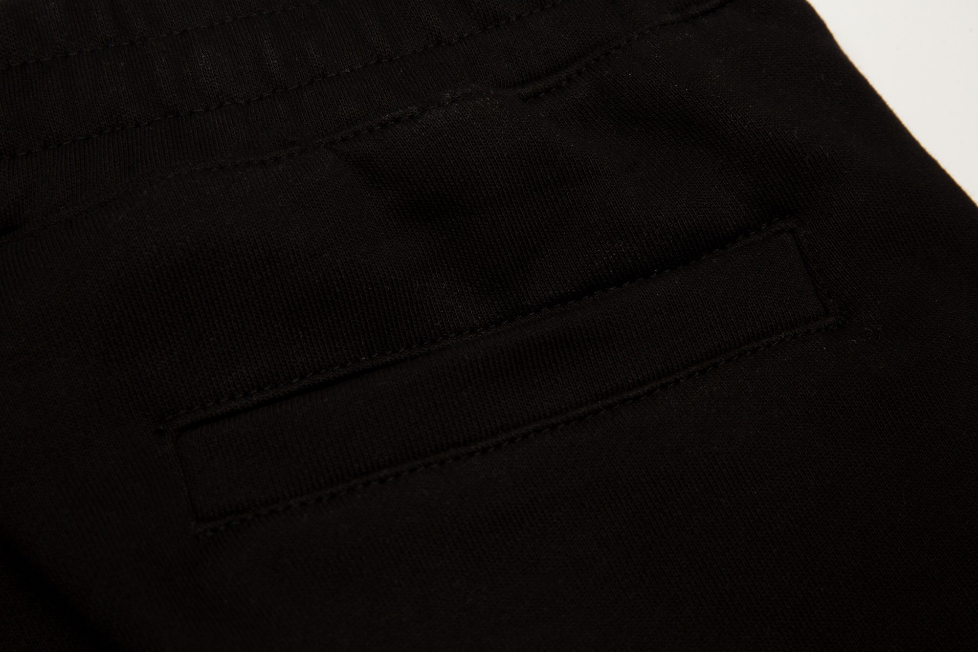 【BURBERRY  公式旗艦店】バーバリー   ショートパンツご好評に付き再入荷！-BRAND OFF
