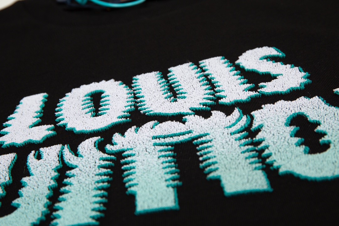 【2026】【LOUIS VUITTON 公式旗艦店】ルイヴィトン  Tシャツ   ご好評に付き再入荷！-BRAND OFF