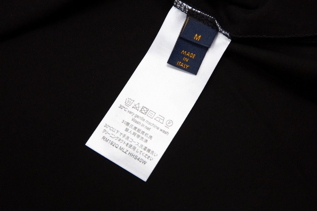 【2026】【LOUIS VUITTON 公式旗艦店】ルイヴィトン  Tシャツ   ご好評に付き再入荷！-BRAND OFF