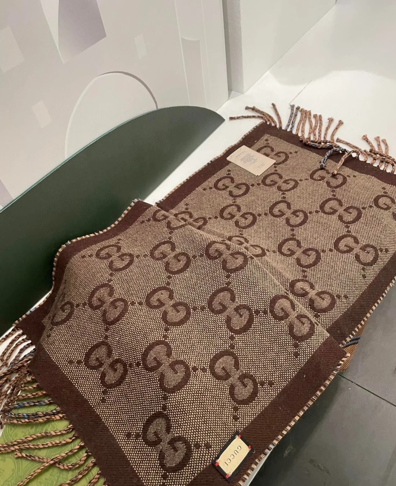 【GUCCI公式旗艦店】グッチ スカーフ 限定発売 送料無料-BRAND OFF