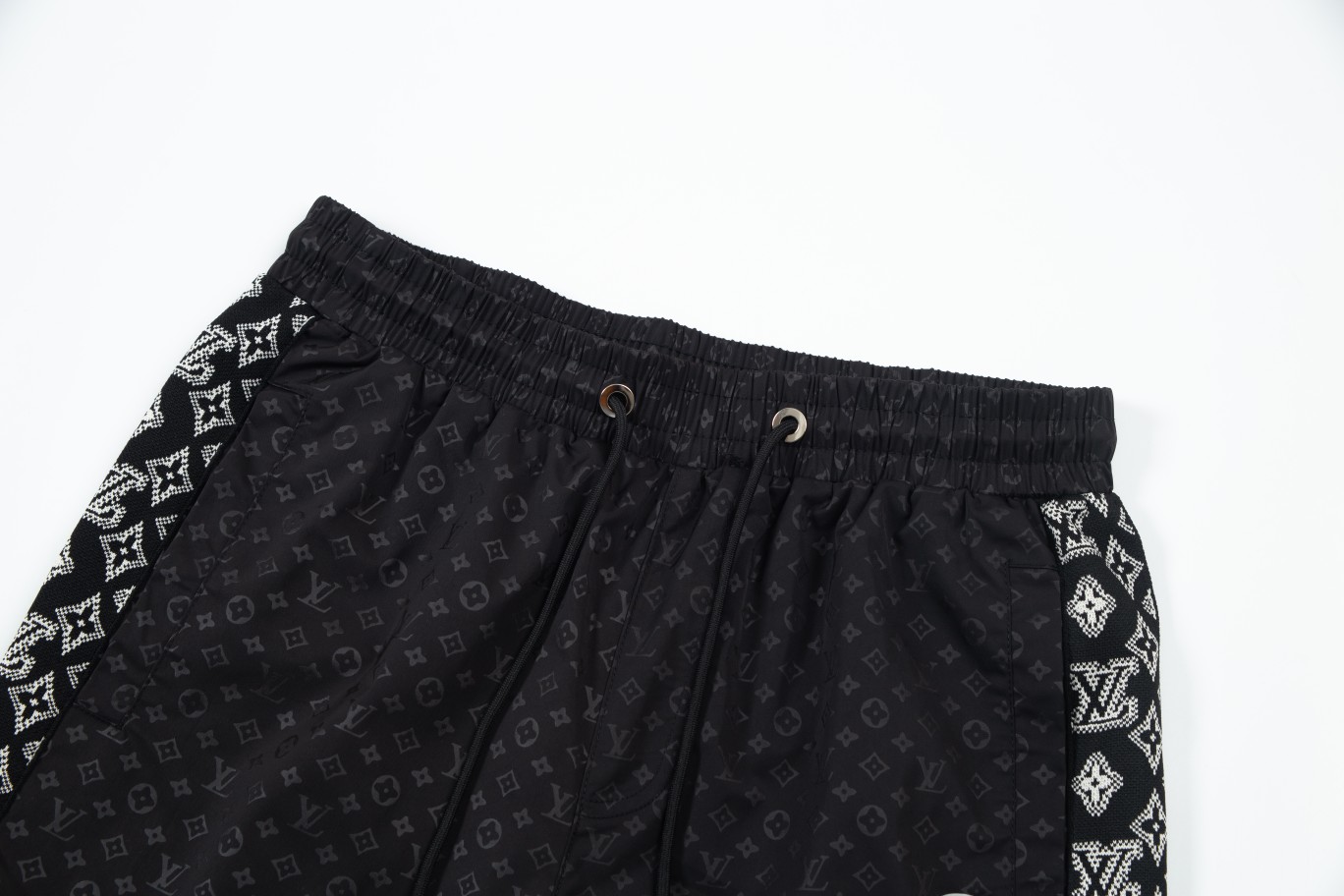 【LOUIS VUITTON  公式旗艦店】ルイヴィトン   ショートパンツ  ご好評に付き再入荷！-BRAND OFF