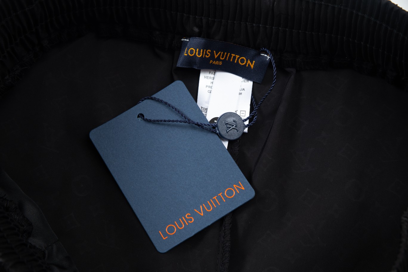 【LOUIS VUITTON  公式旗艦店】ルイヴィトン   ショートパンツ  ご好評に付き再入荷！-BRAND OFF