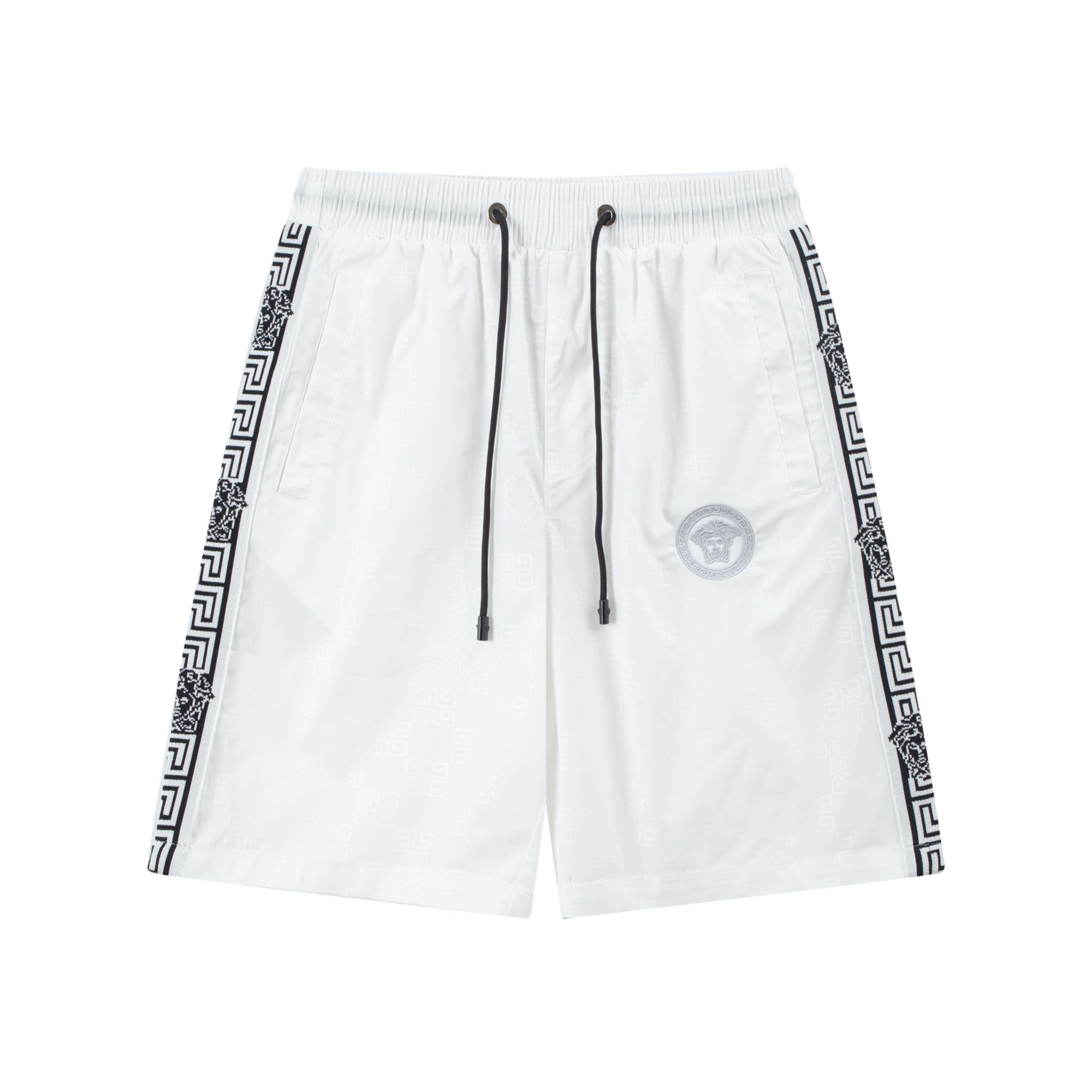 【VERSACE  公式旗艦店】ヴェルサーチ  ショートパンツ  ご好評に付き再入荷！-BRAND OFF