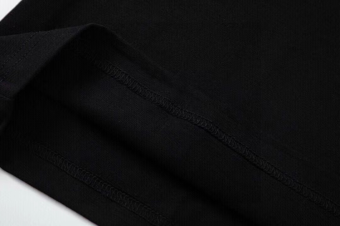 【2026】【GUCCI  公式旗艦店】グッチ  Tシャツご好評に付き再入荷！-BRAND OFF
