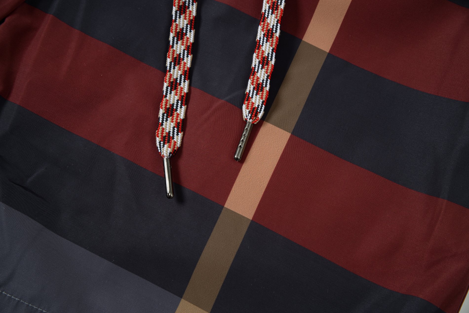 【BURBERRY  公式旗艦店】バーバリー  ショートパンツご好評に付き再入荷！-BRAND OFF