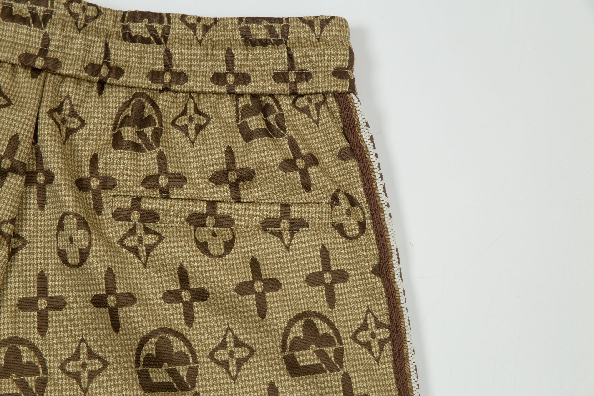 【2026】LV 【LOUIS VUITTON 公式旗艦店】ルイヴィトン  ショートパンツ  ご好評に付き再入荷！-BRAND OFF