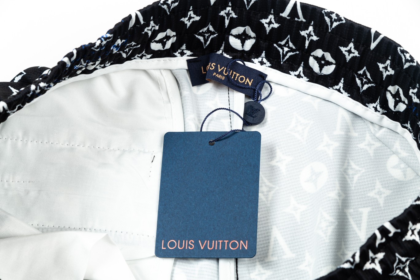 LV 【LOUIS VUITTON 公式旗艦店】ルイヴィトン  ショートパンツ  ご好評に付き再入荷！-BRAND OFF