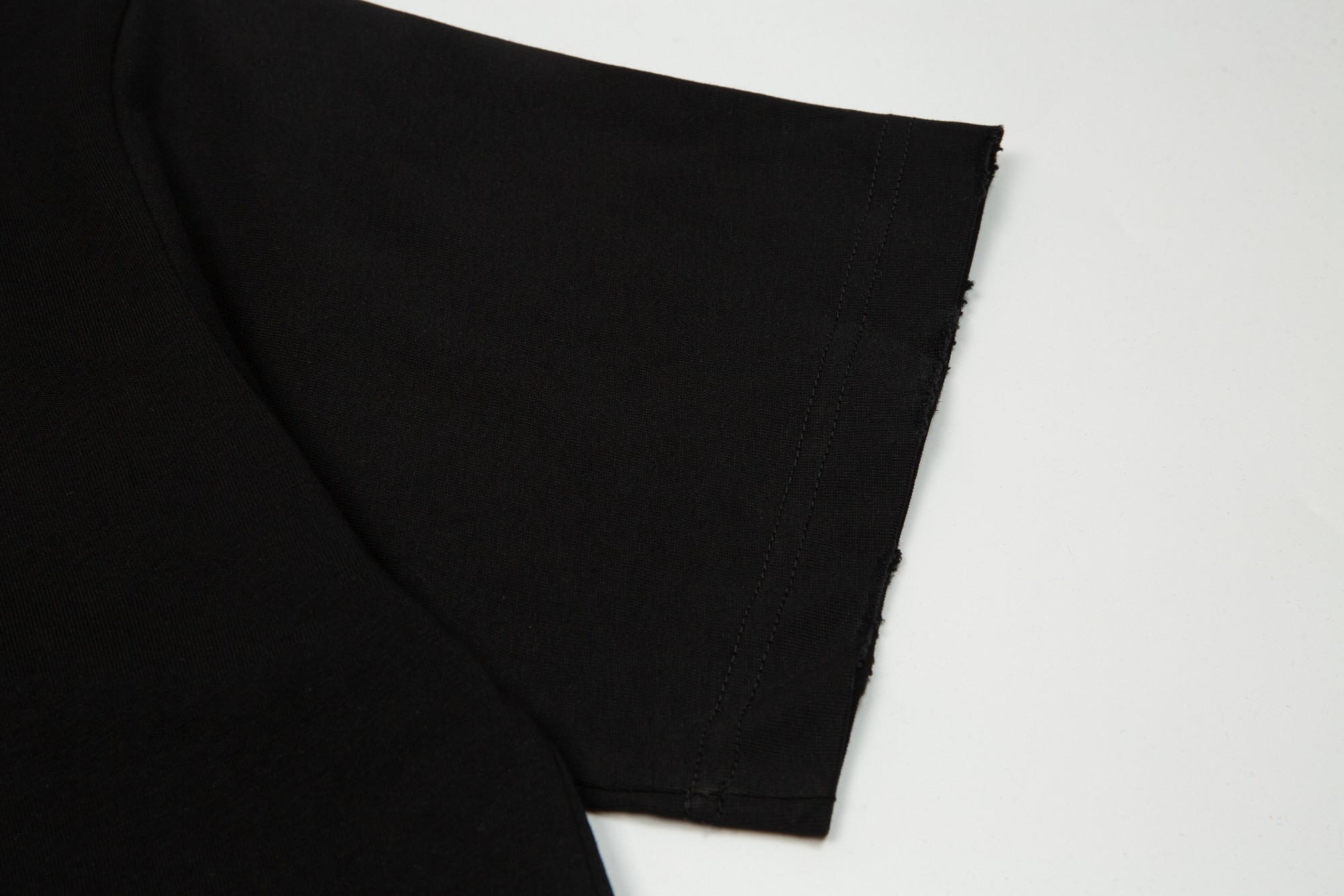 【2026】【BALENCIAGA   公式旗艦店】バレンシアガ  Tシャツ ご好評に付き再入荷！-BRAND OFF