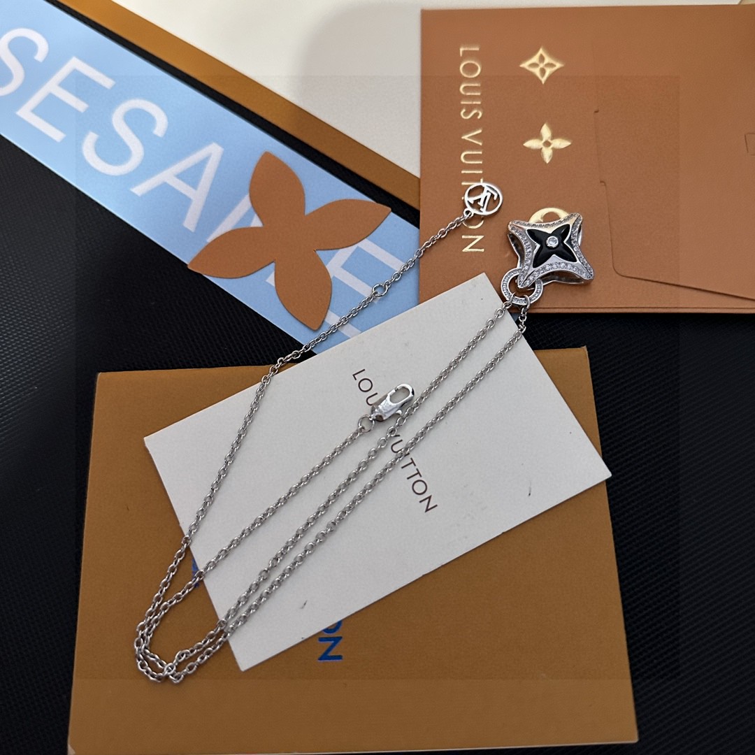 【LOUIS VUITTON】ネックレス、新しいネックレス万能シンプルファッションオーナメント  2472-BRAND OFF