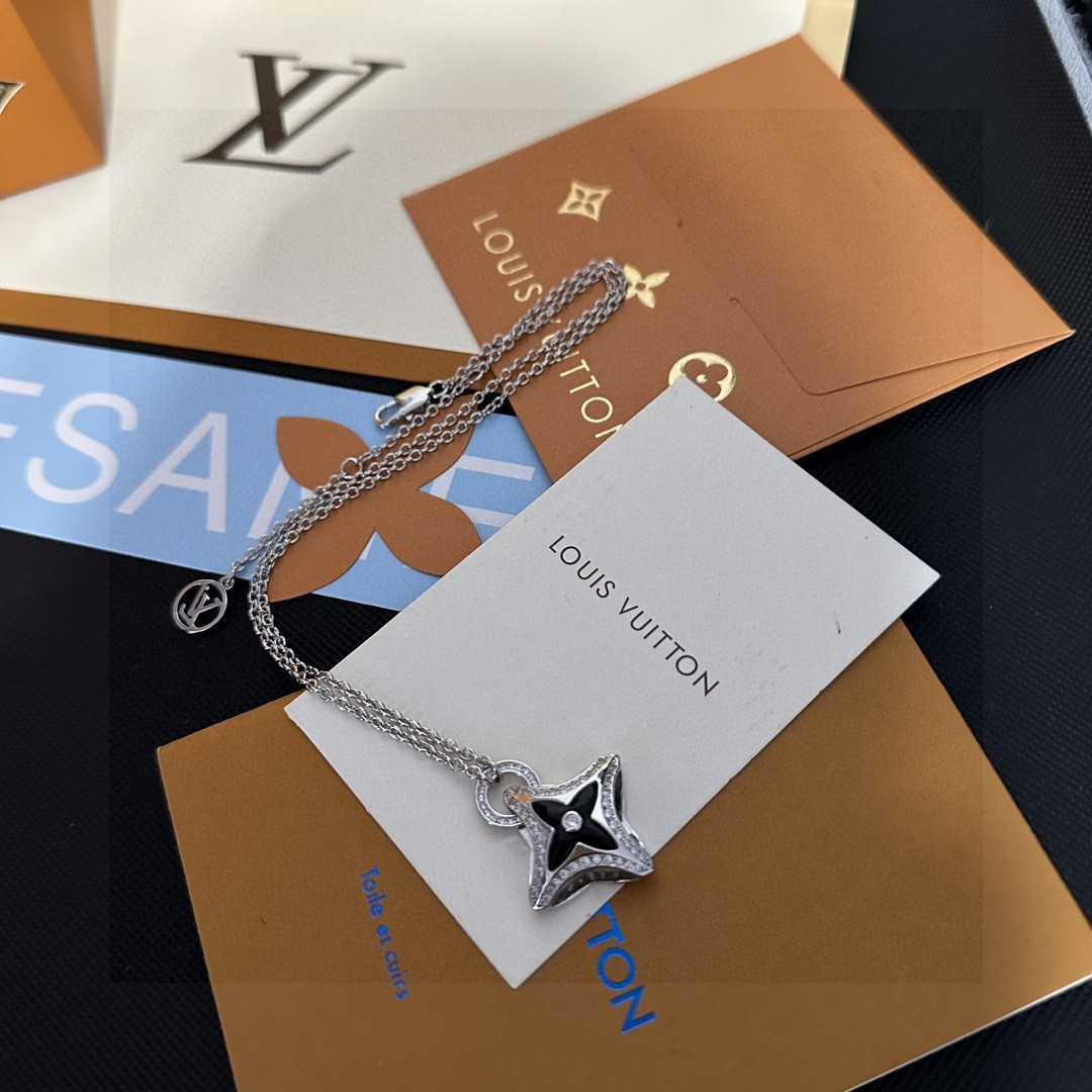 【LOUIS VUITTON】ネックレス、新しいネックレス万能シンプルファッションオーナメント  2472-BRAND OFF