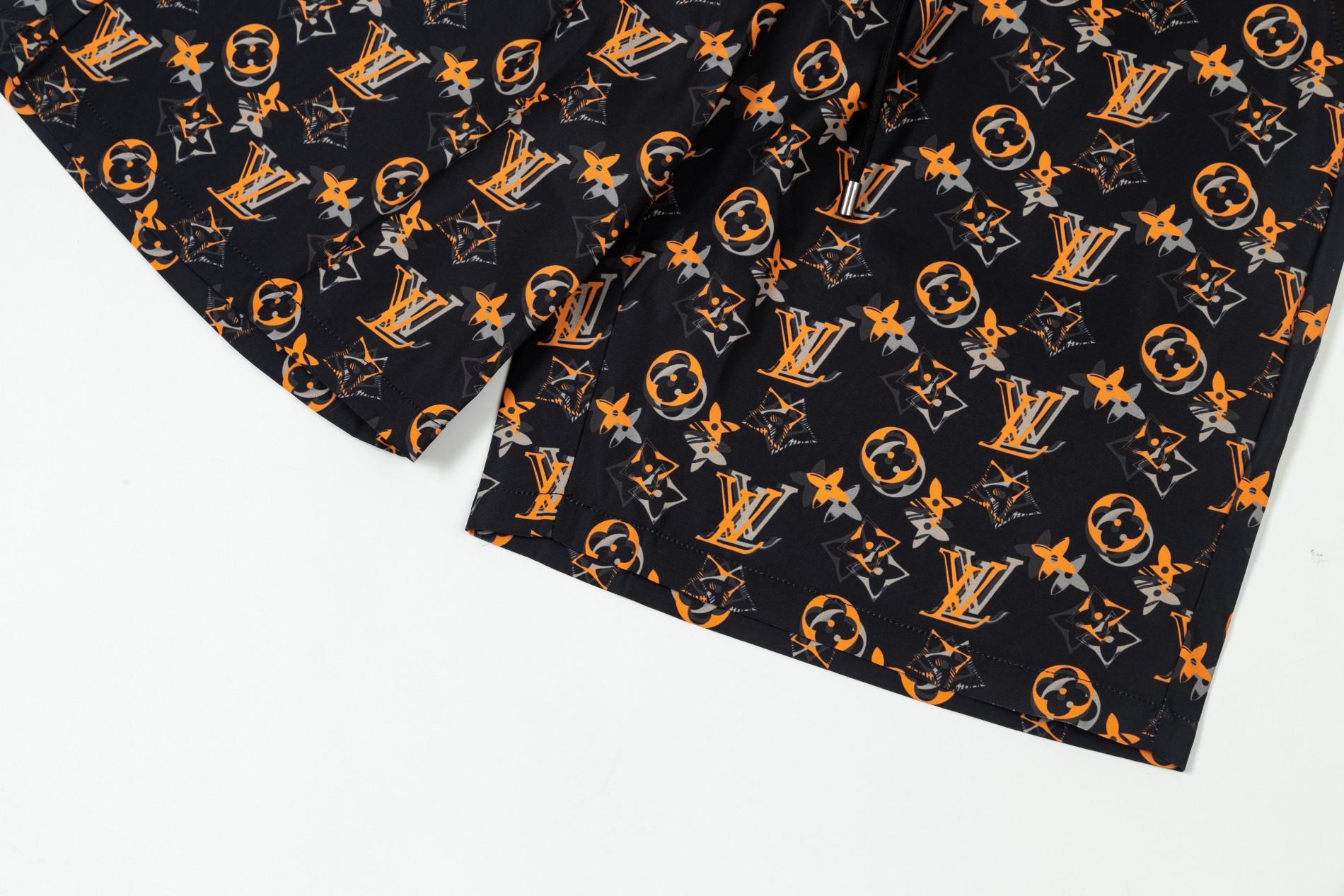 【LOUIS VUITTON  公式旗艦店】ルイヴィトン  ショートパンツ  ご好評に付き再入荷！-BRAND OFF