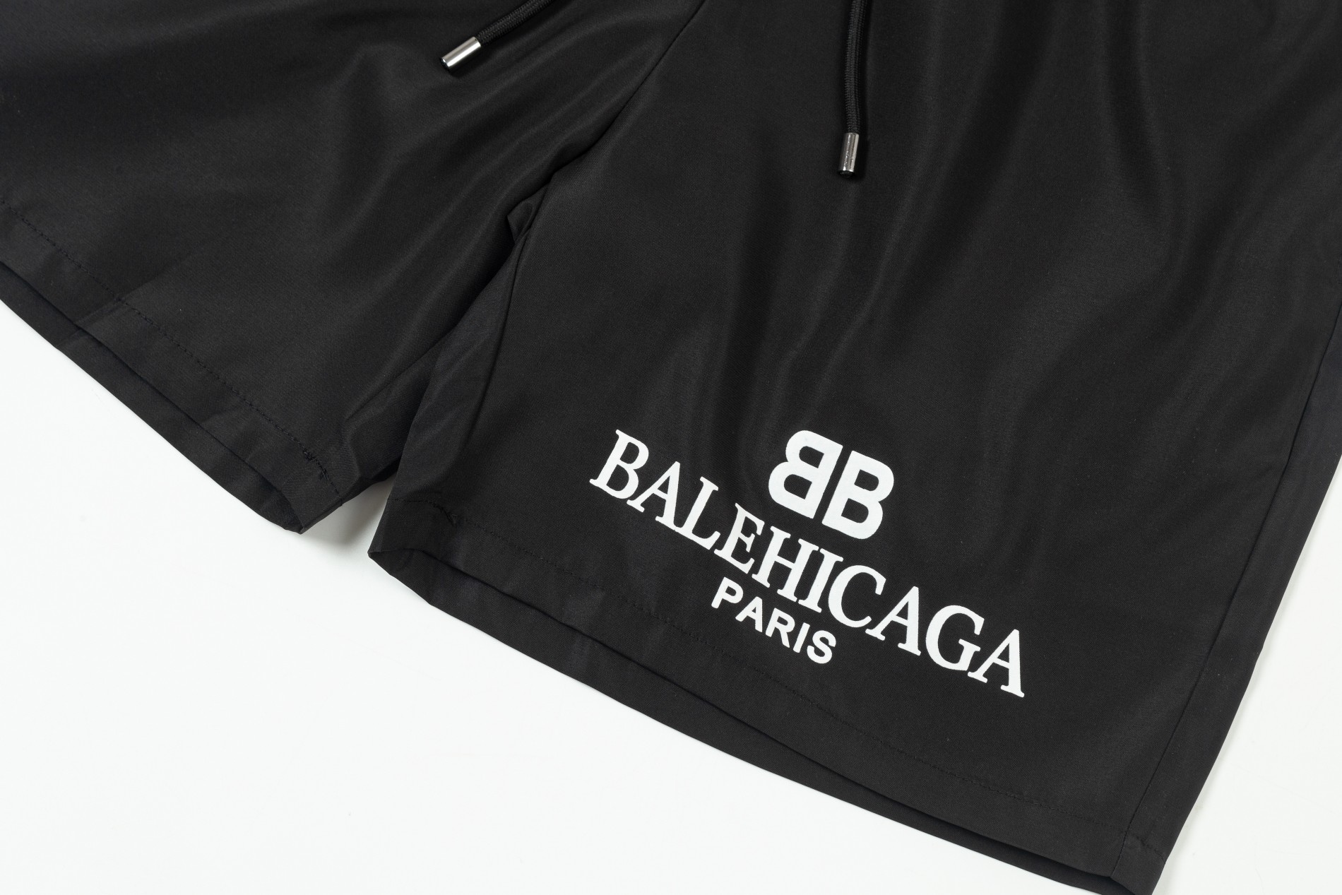 【BALENCIAGA  公式旗艦店】バレンシアガ   ショートパンツ  ご好評に付き再入荷！-BRAND OFF