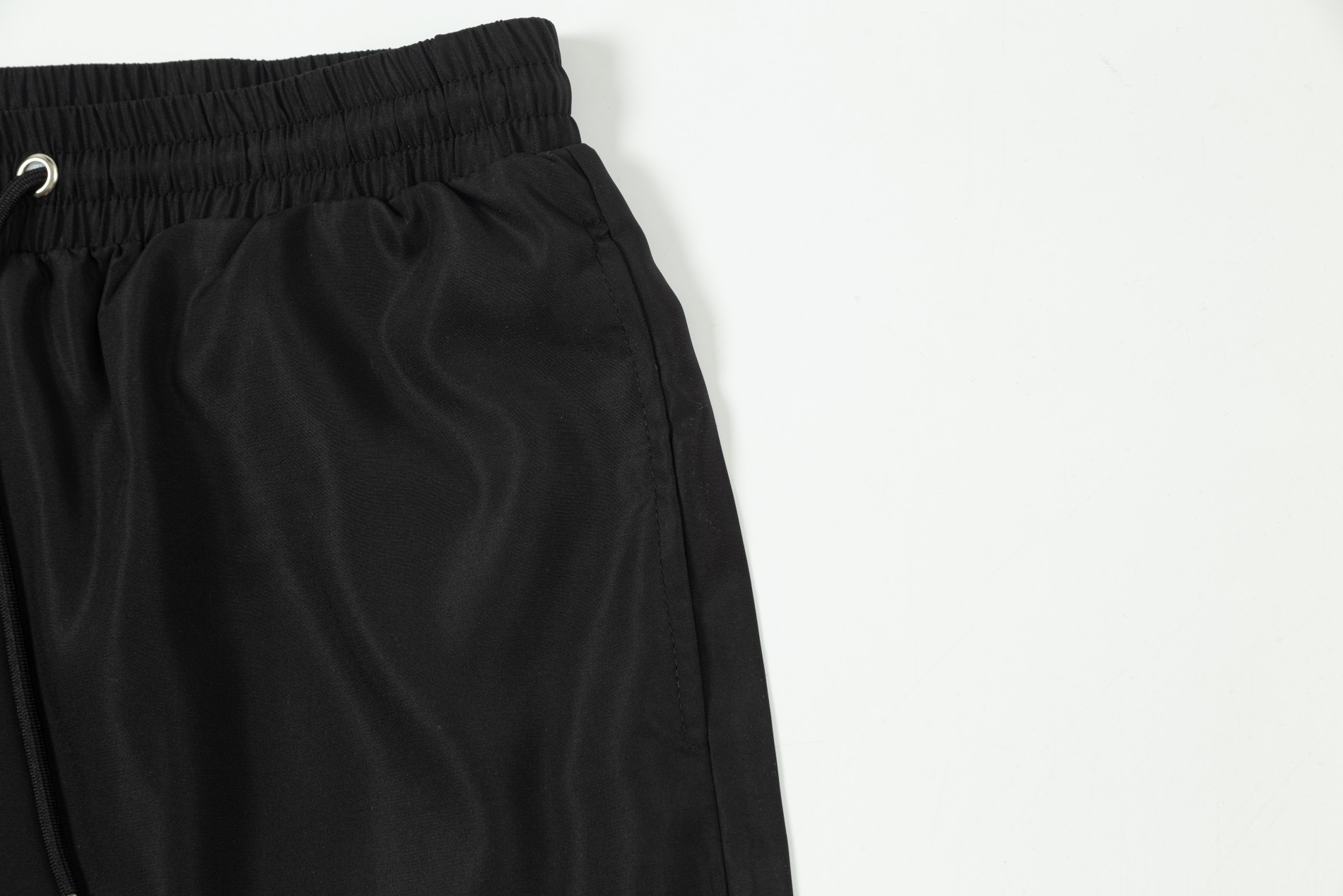 【BALENCIAGA  公式旗艦店】バレンシアガ   ショートパンツ  ご好評に付き再入荷！-BRAND OFF