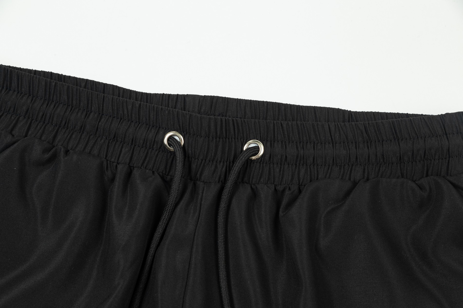 【BALENCIAGA  公式旗艦店】バレンシアガ   ショートパンツ  ご好評に付き再入荷！-BRAND OFF