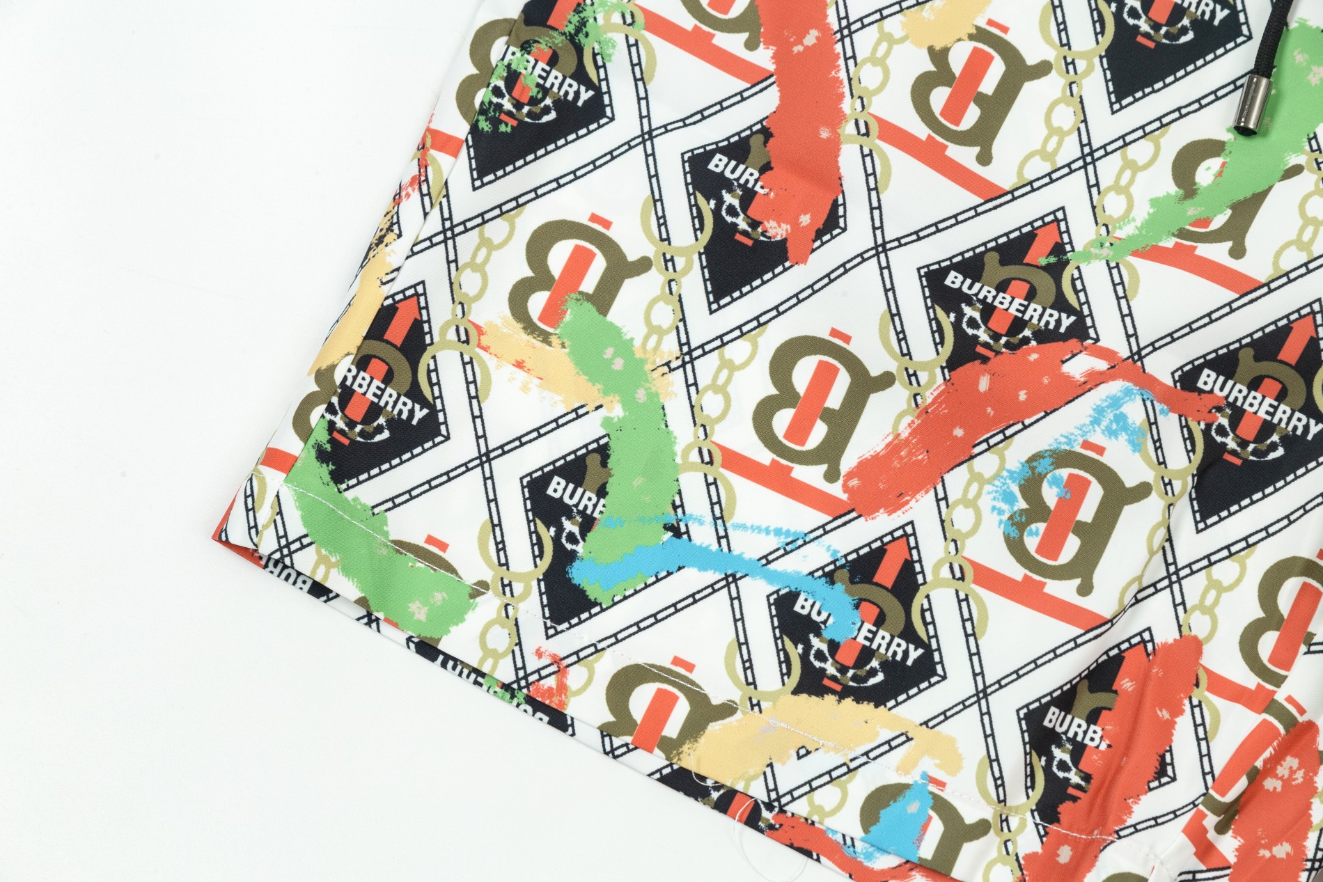 【BURBERRY  公式旗艦店】バーバリー  ショートパンツ  ご好評に付き再入荷！-BRAND OFF