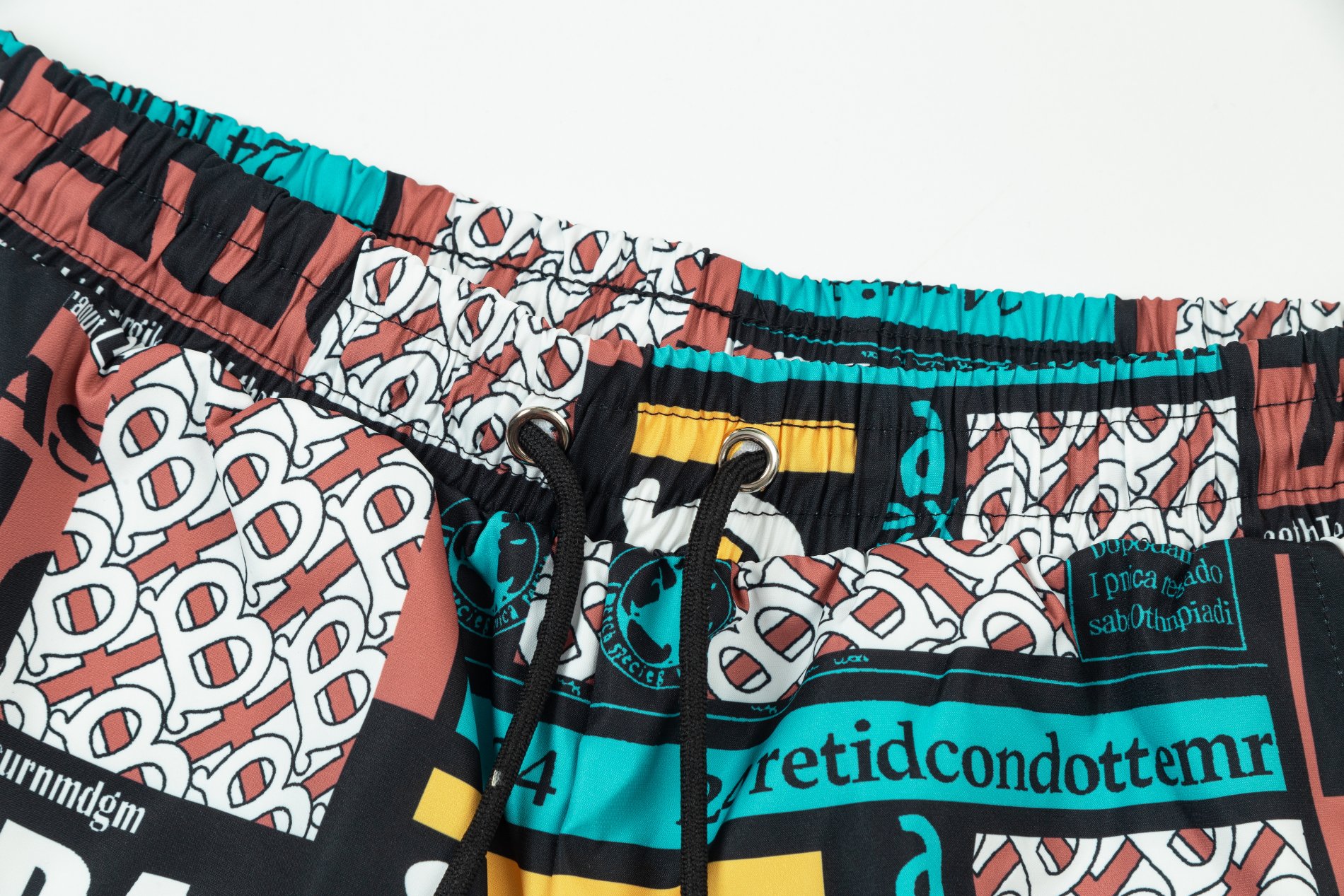 【BURBERRY  公式旗艦店】バーバリー  ショートパンツ  ご好評に付き再入荷！-BRAND OFF