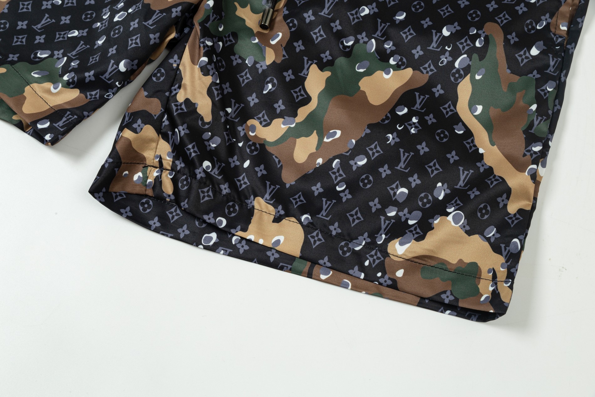 【LOUIS VUITTON  公式旗艦店】ルイヴィトン  ショートパンツご好評に付き再入荷 24613-BRAND OFF