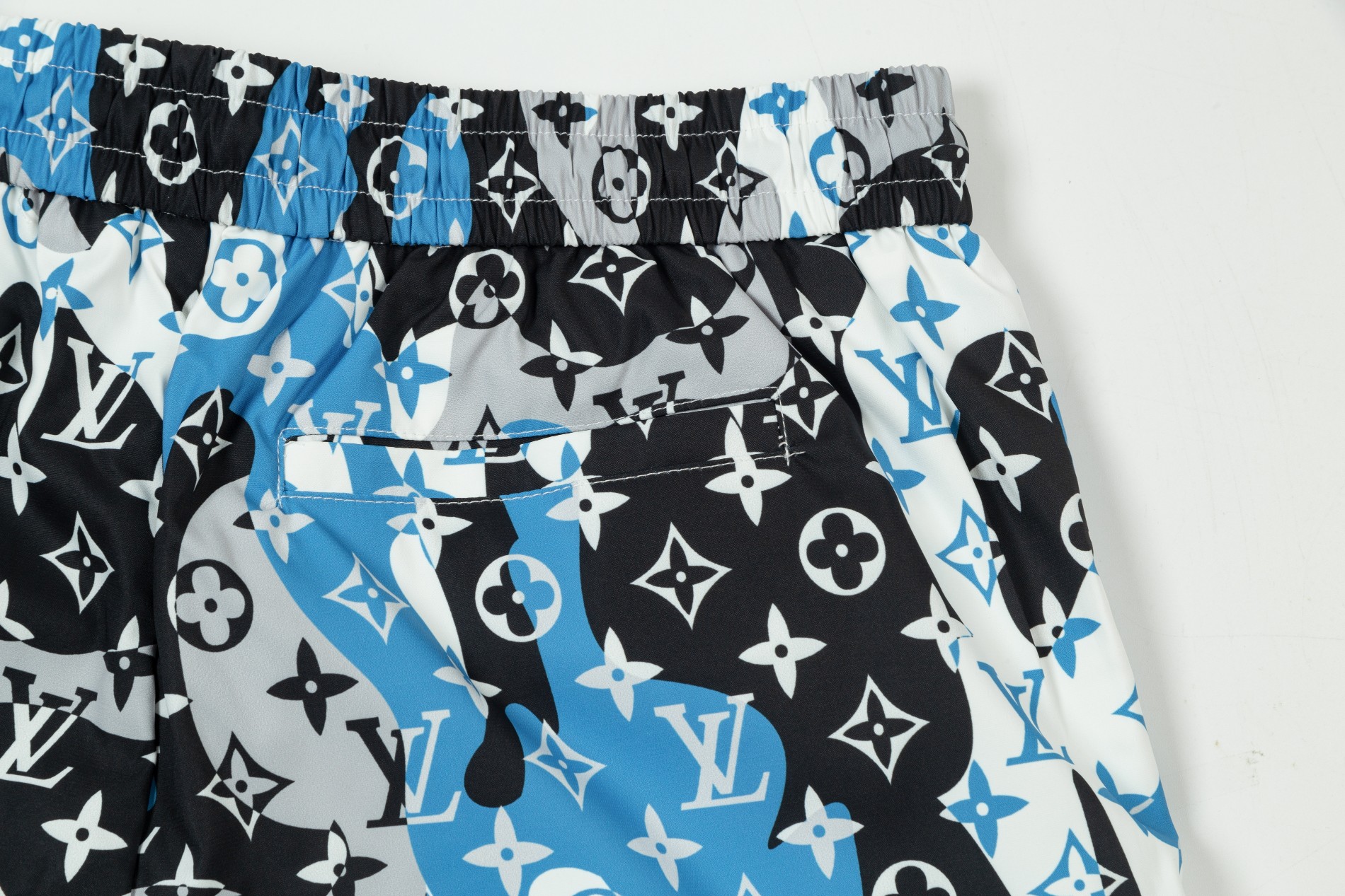 【2026】LV【LOUIS VUITTON  公式旗艦店】ルイヴィトン  ショートパンツご好評に付き再入荷 24613-BRAND OFF