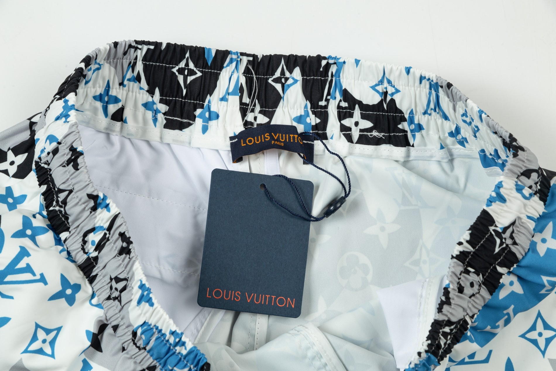 【2026】LV【LOUIS VUITTON  公式旗艦店】ルイヴィトン  ショートパンツご好評に付き再入荷 24613-BRAND OFF