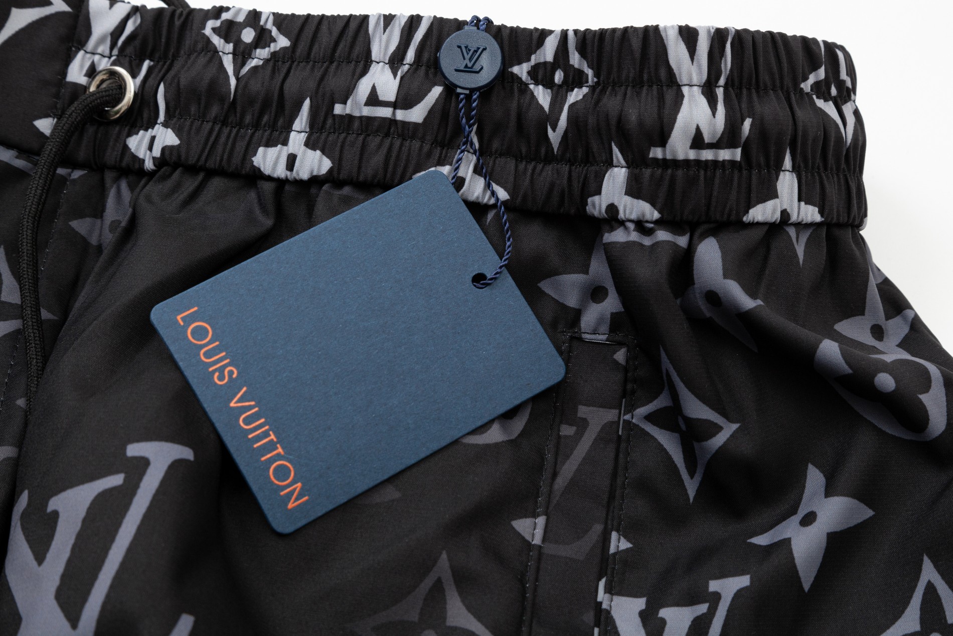 【LOUIS VUITTON  公式旗艦店】ルイヴィトン  ショートパンツご好評に付き再入荷 24613-BRAND OFF