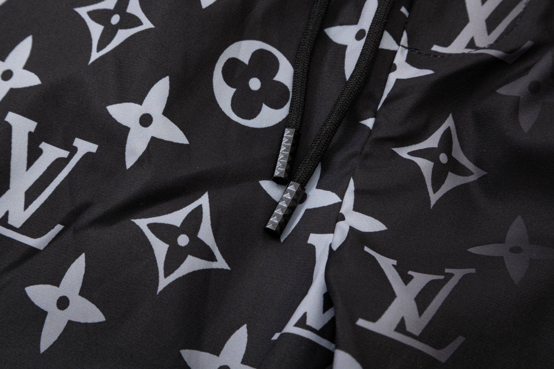 【LOUIS VUITTON  公式旗艦店】ルイヴィトン  ショートパンツご好評に付き再入荷 24613-BRAND OFF