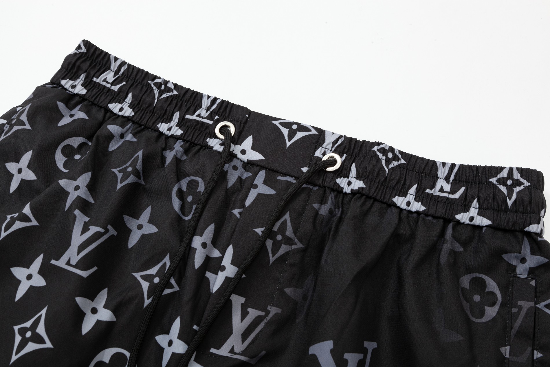 【LOUIS VUITTON  公式旗艦店】ルイヴィトン  ショートパンツご好評に付き再入荷 24613-BRAND OFF