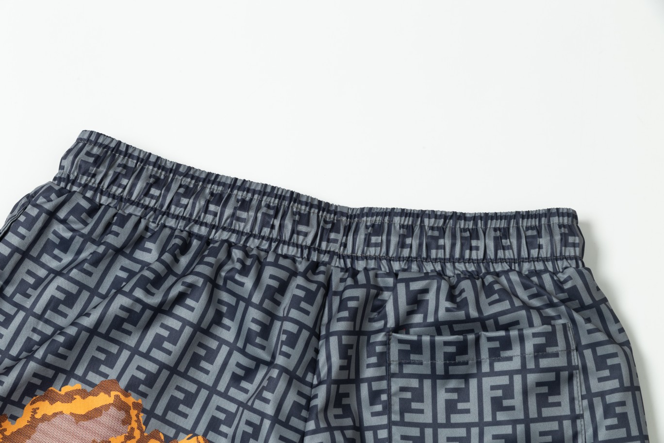 【FENDI 公式旗艦店】フェンディ ショートパンツご好評に付き再入荷 24624-BRAND OFF