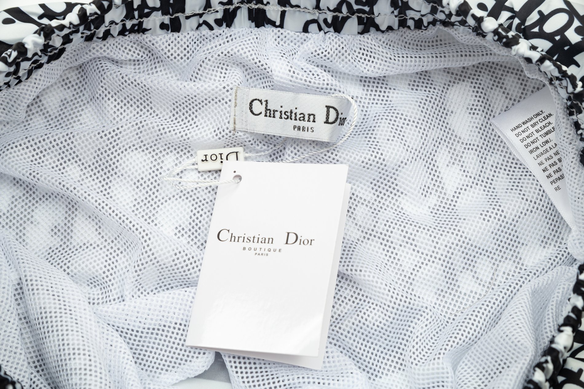 【2026】【DIOR  公式旗艦店】ディオール  ショートパンツ  ご好評に付き再入荷 240718-BRAND OFF
