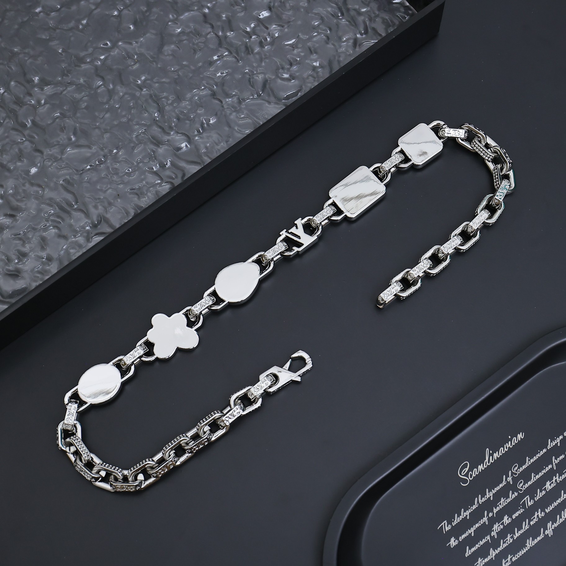 【LOUIS VUITTON】ネックレス、新しいネックレス万能シンプルファッションオーナメント 240728-BRAND OFF