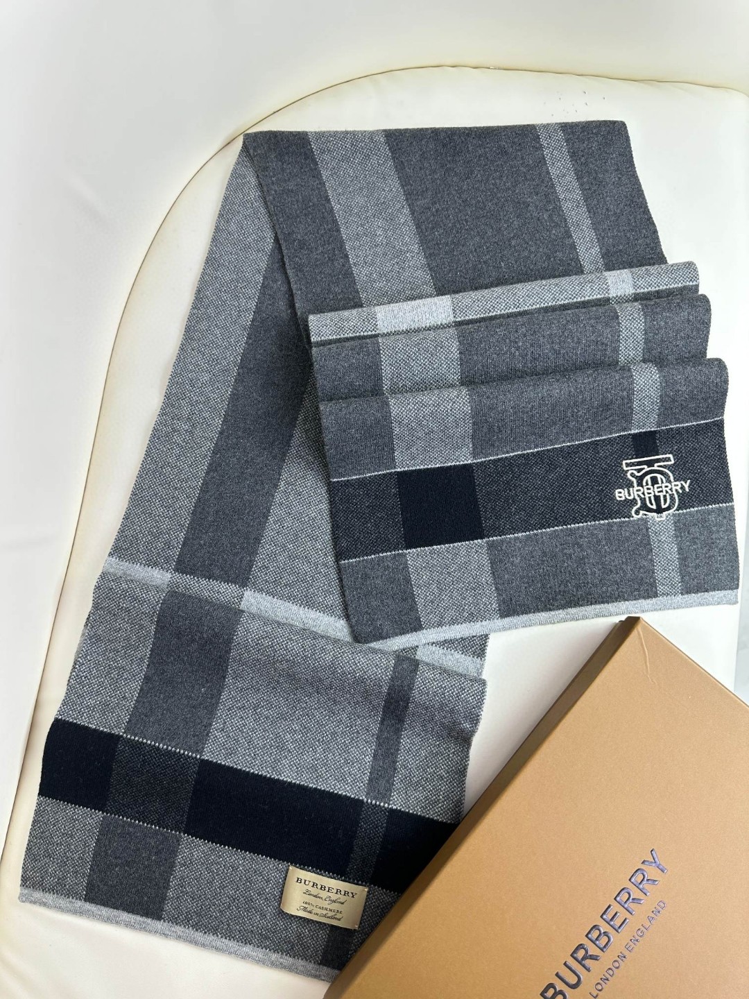 【BURBERRY公式旗艦店】バーバリー スカーフ 限定発売 送料無料-BRAND OFF