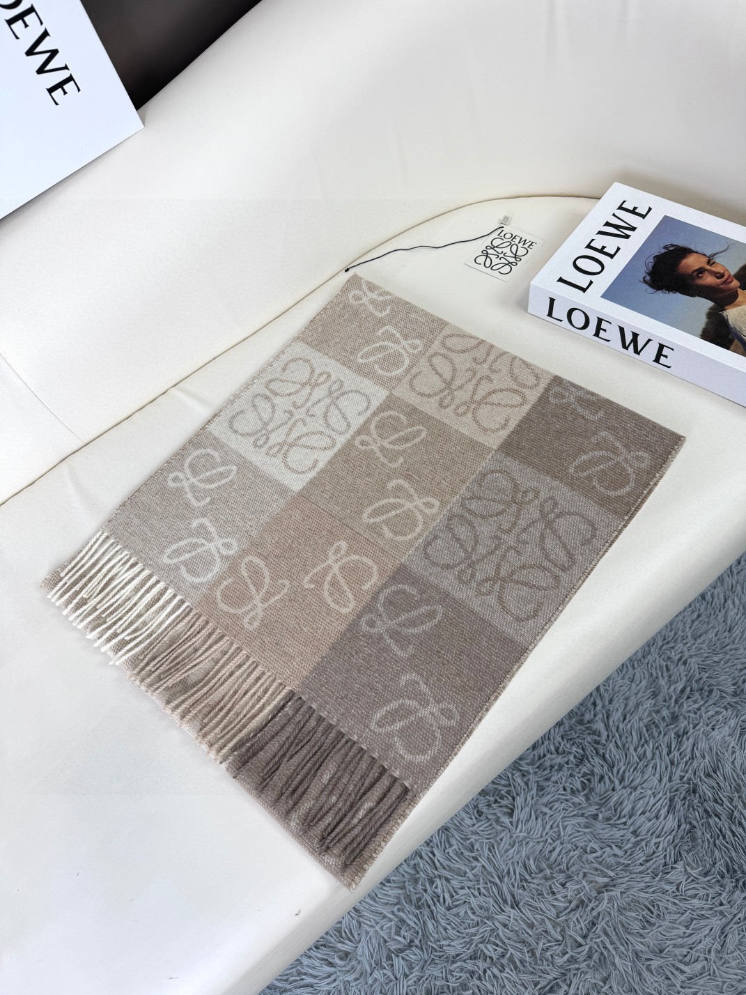【LOEWE ロエベ】スカーフ40*200CM   241109-BRAND OFF