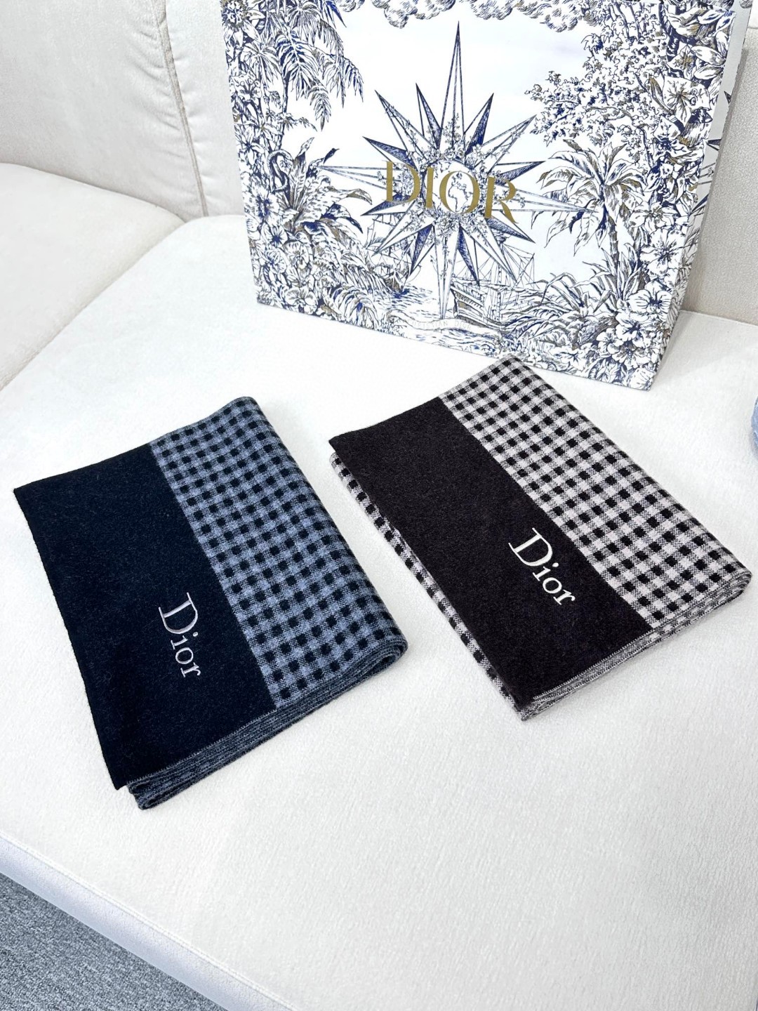 【DIOR  ディオール 】スカーフ32*180cm  241108-BRAND OFF