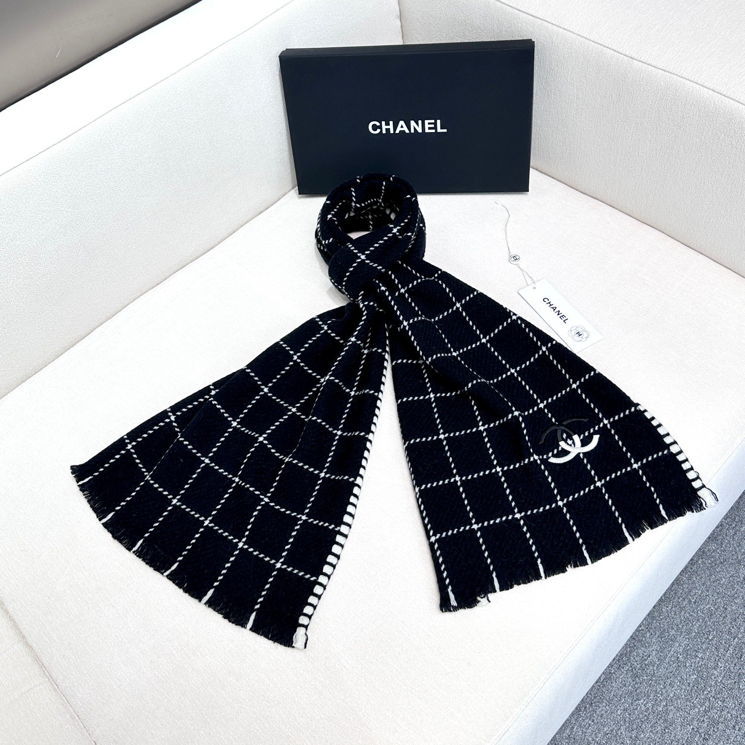 【CHANEL  シャネル 】スカーフ38*185CM 241107-BRAND OFF