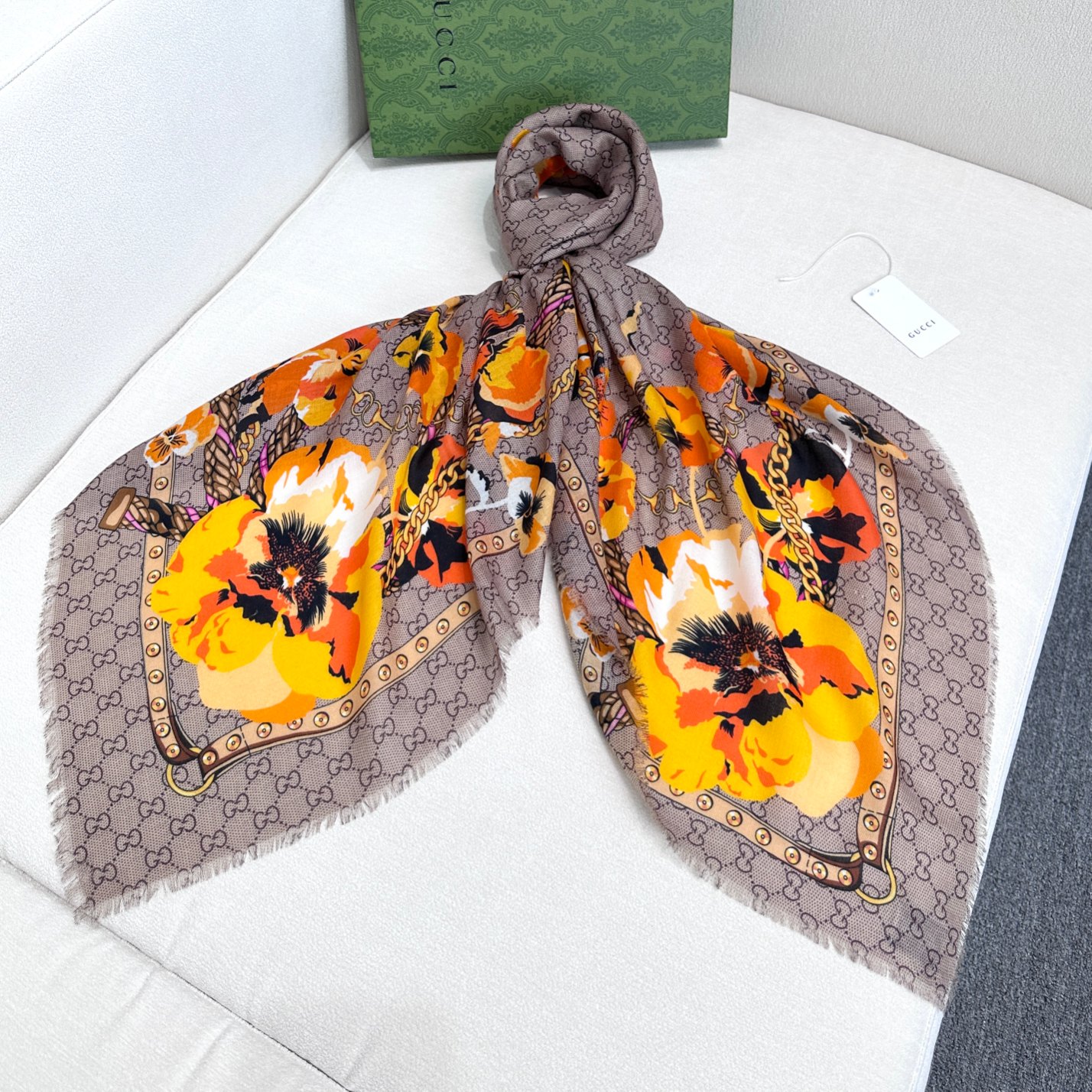 【GUCCI グッチ】スカーフ140*140CM  241108-BRAND OFF