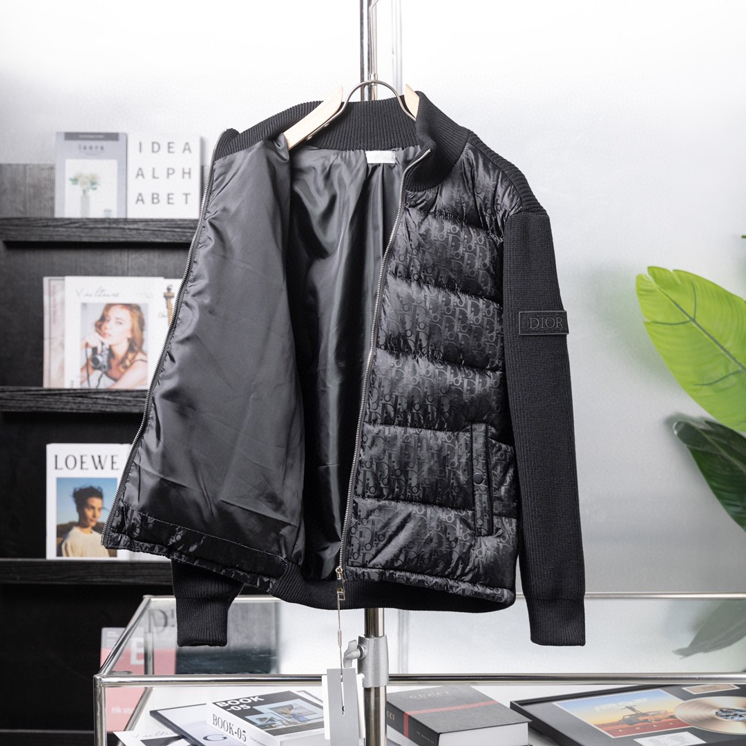 【DIOR公式 旗艦店】（ディオール ） ダウンジャケット、ご好評に付き再入荷！-BRAND OFF
