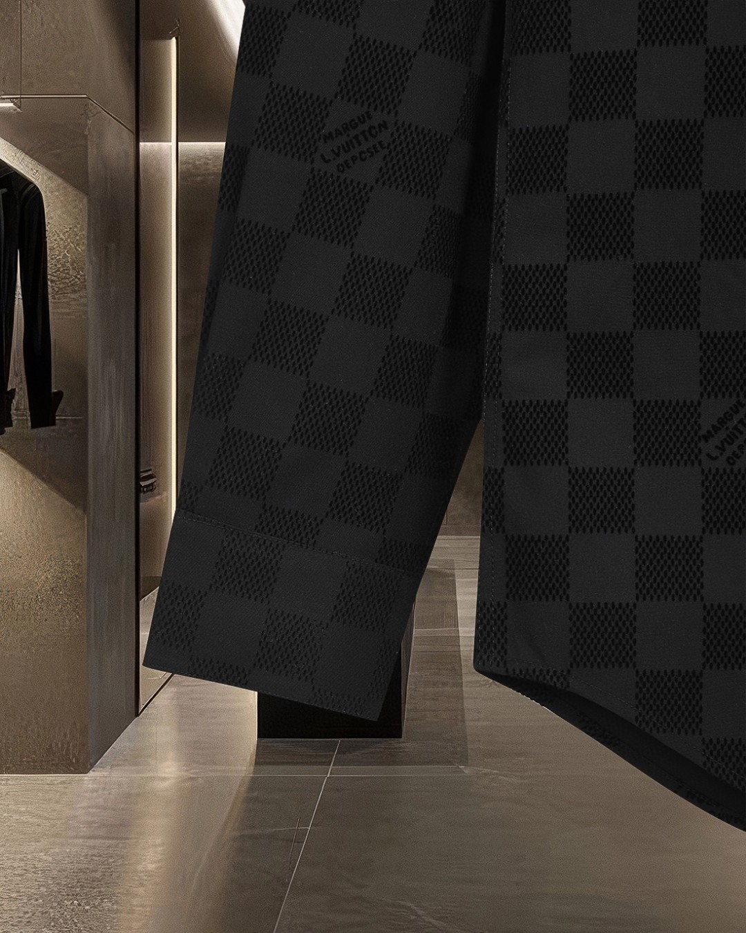 【LOUIS VUITTON】（ルイヴィトン）長袖シャツ、ご好評に付き再入荷！-BRAND OFF